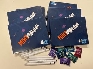 MINTerstellar – Das #MINTmagische Kartenspiel und MINT-Samenpostkarten